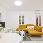 M&d Old Town Luxury Appartement