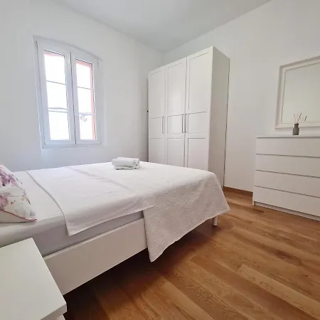 M&d Old Town Luxury Apartment *
