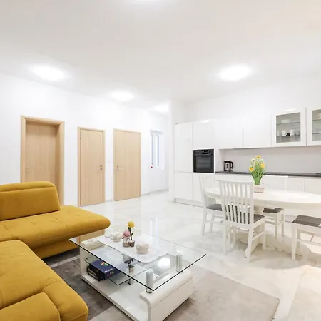 M&d Old Town Luxury Apartman *