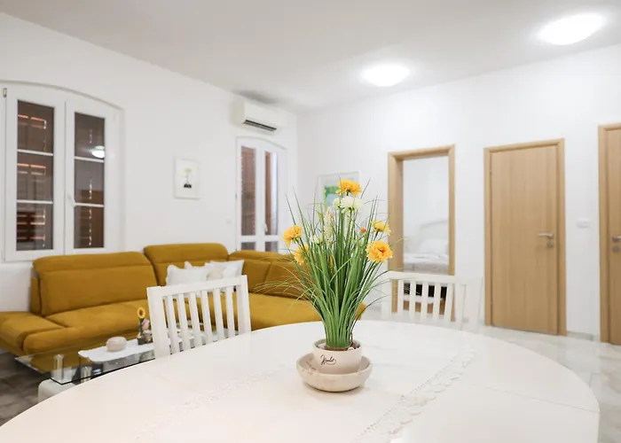 M&d Old Town Luxury Appartement